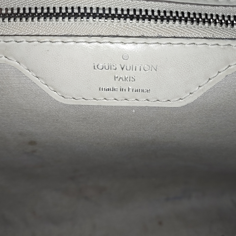 Louis Vuitton Brea MM - Picture 16 of 16